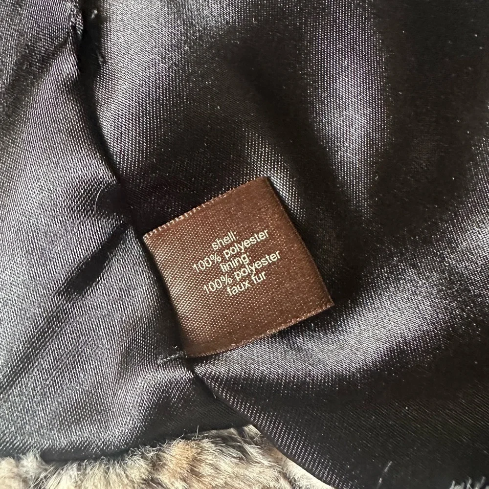 The Limited Faux Fur Super Soft‎ Open Front Vest in Black and Tan Size x Small - Picture 7 of 8